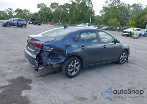 2021 Kia Forte Lxs из США, поврежденный, VIN 3KPF24AD6ME371772